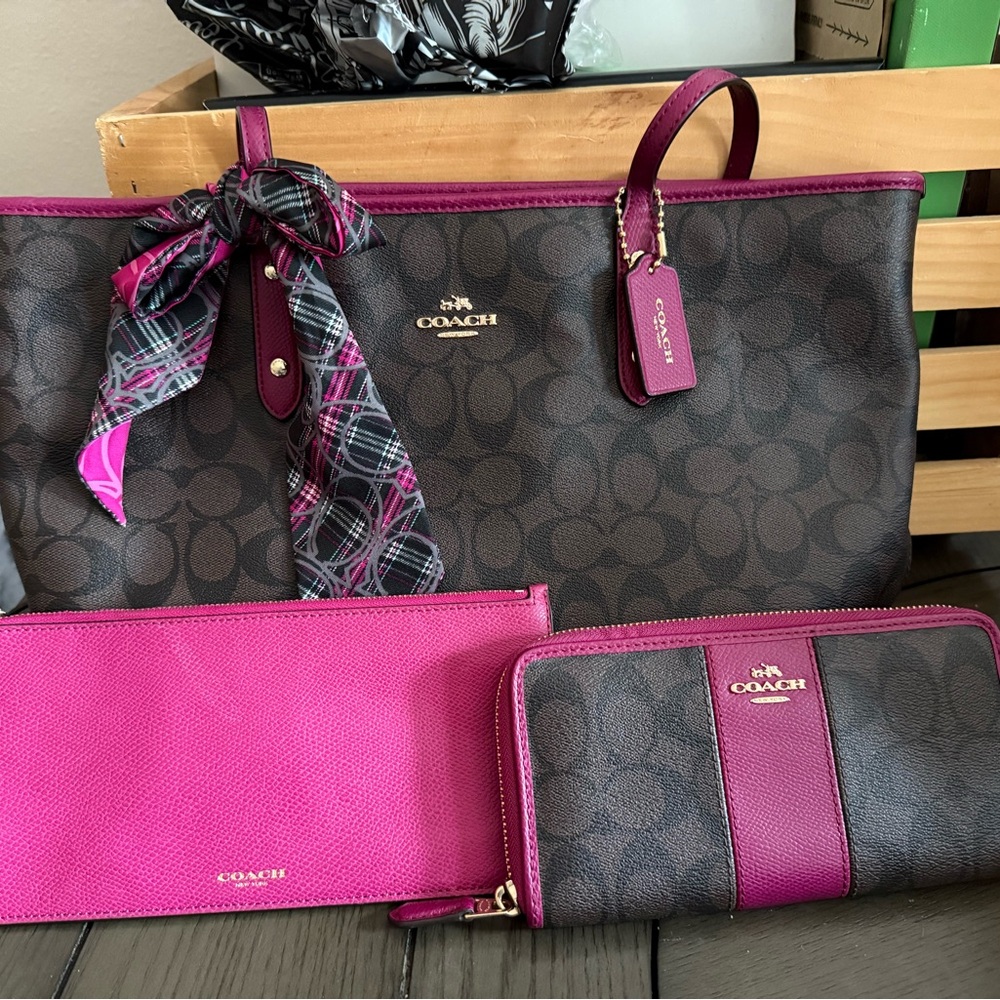 Coach Brown and Pink Tote Collection